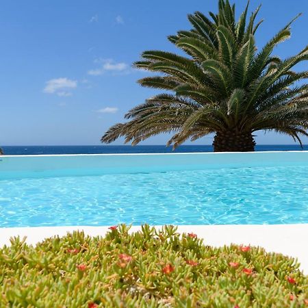 Sol Eterno - Luxury Aparmtent With Direct Oceanview And Extra Services Costa Teguise Exterior photo